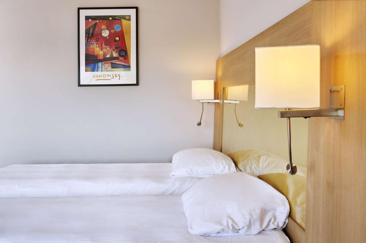 Park Inn By Radisson Liege Airport Grace-Hollogne Экстерьер фото