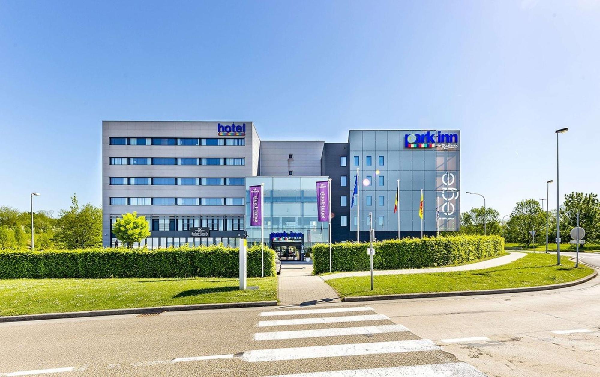 Park Inn By Radisson Liege Airport Grace-Hollogne Экстерьер фото